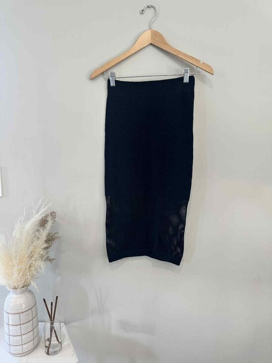 BCBGeneration Black Ribbed Knit Pencil Skirt, Size S/XS - Picture 2 of 3